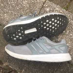 Grey adidas running sneaker cloud foam